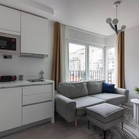 Lejlighed New Bright Corner 1 Bedroom W Parking #17b *
